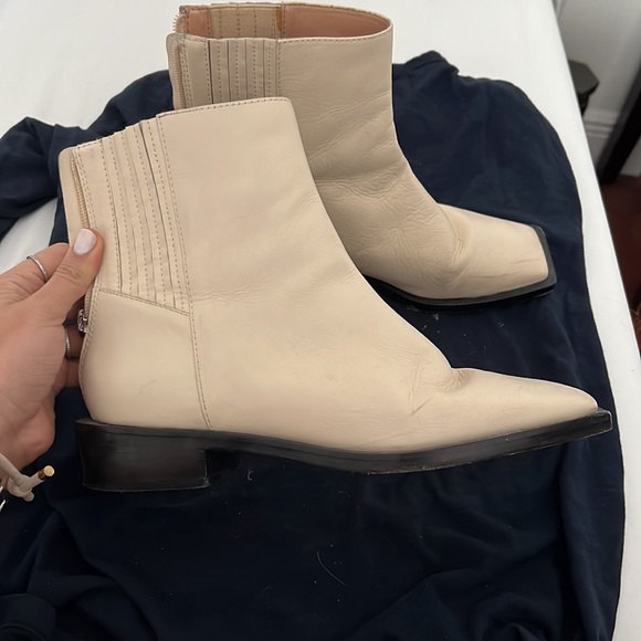 Guily Chelsea Boot Schutz square toe boot - Picture 5 of 7